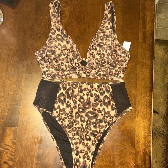 Aerie Longline Plunge Leopard Ring
Mesh High Cut Cheeky Bikini Top Set Size S - Picture 1 of 15